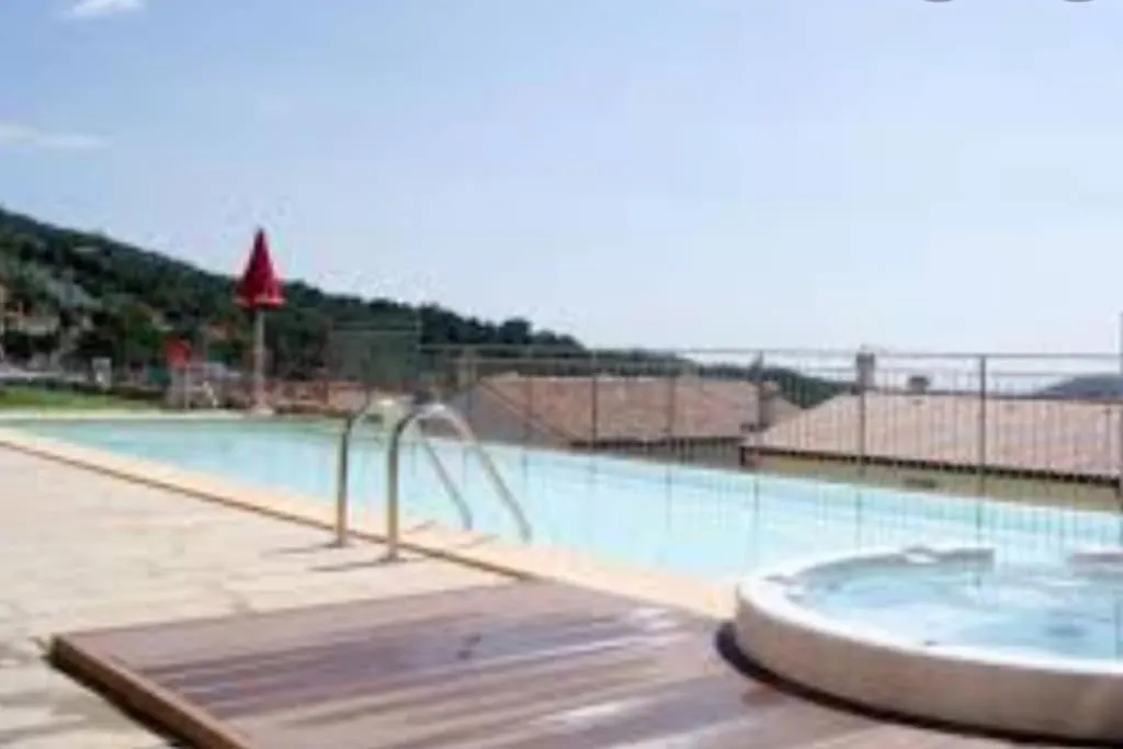 Appartamento Incantevole Con Uso Piscina E Spa Magliolo Ιταλία