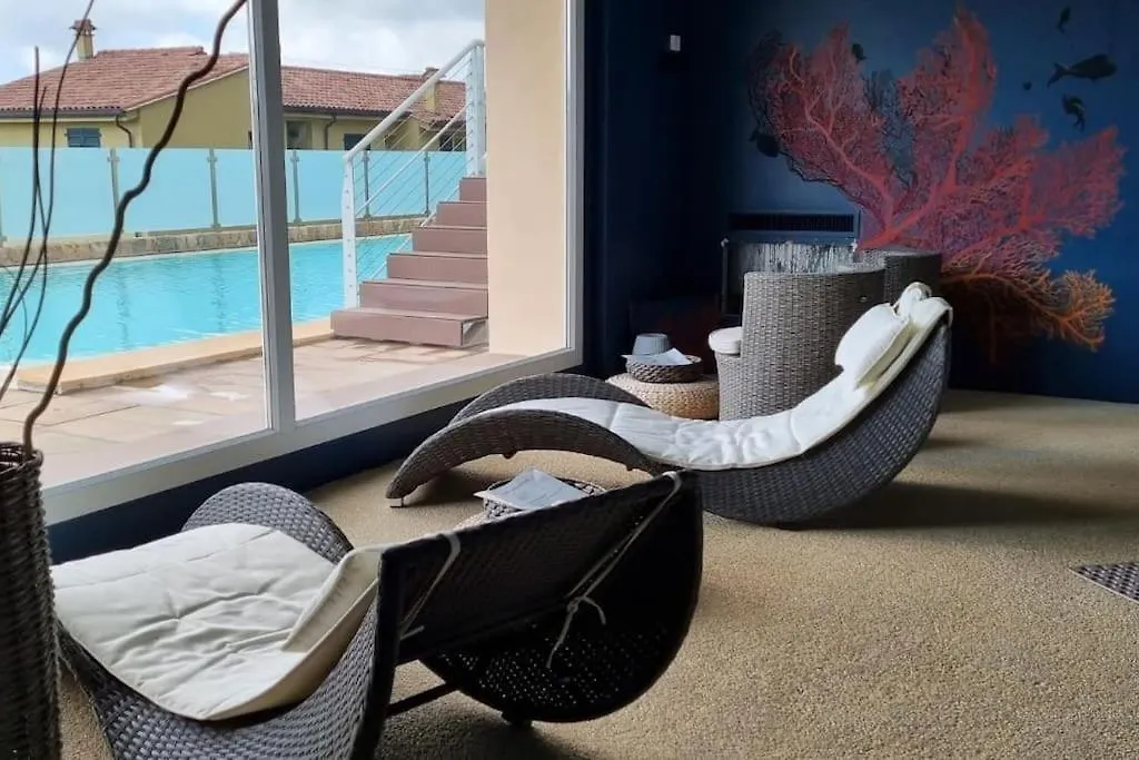 Appartamento Incantevole Con Uso Piscina E Spa Magliolo 0*,  Italien